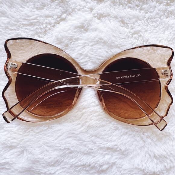 Eliza Brown Butterfly-shaped Sunglasses - Picture 13 of 13